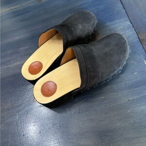 Chloé Black Joy Suede Clogs